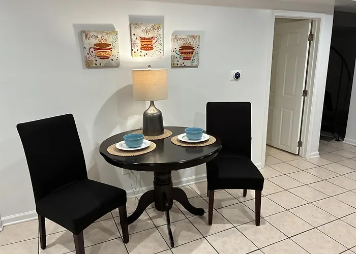 The Wrigleyville Garden 200 Steps To Wrigley-2br Apartamento Chicago