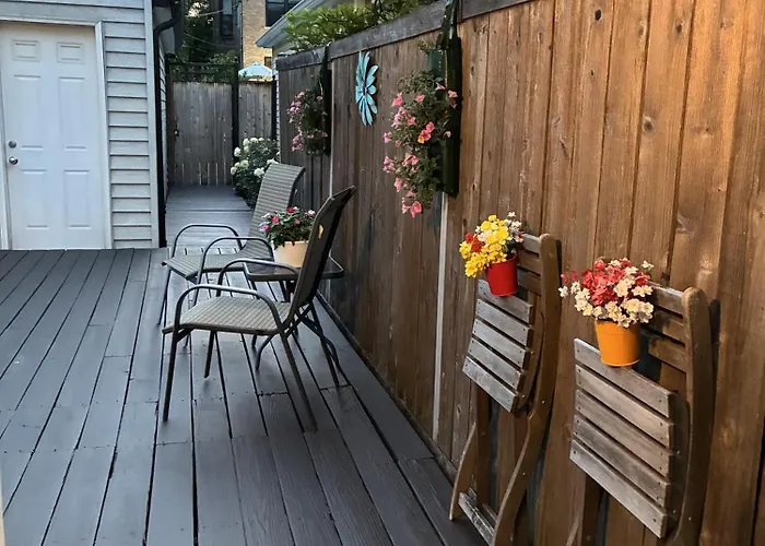 Apartamento The Wrigleyville Garden 200 Steps To Wrigley-2br *
