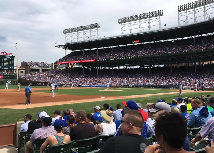 The Wrigleyville Garden 200 Steps To Wrigley-2br Apartamento *